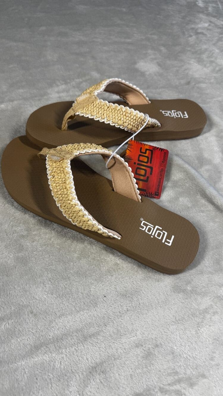 Flojos NEW Womens Flip Flops Sandals 8 Natural Memory Foam Beach/Pool Logo